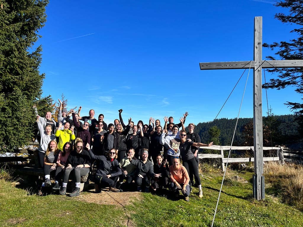 Tiefblick Outdoor Kickoff Training für Studierende